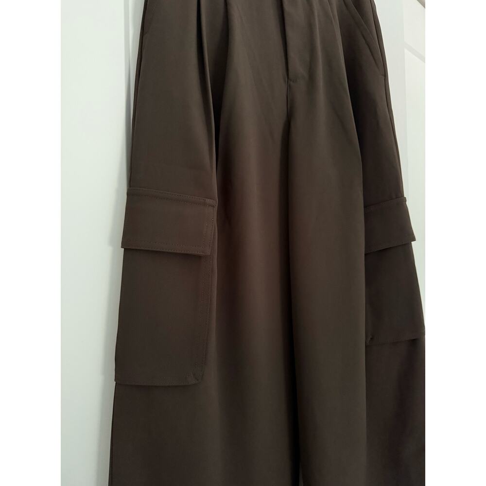 $90 Gap 365 High Rise Cargo Pleated Trousers - 2 Petite - Terra Brown - Picture 4 of 9